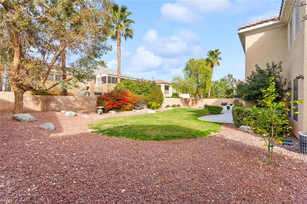 8054 Planting Fields, Las Vegas, NV 89117