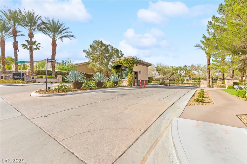 8054 Planting Fields, Las Vegas, NV 89117