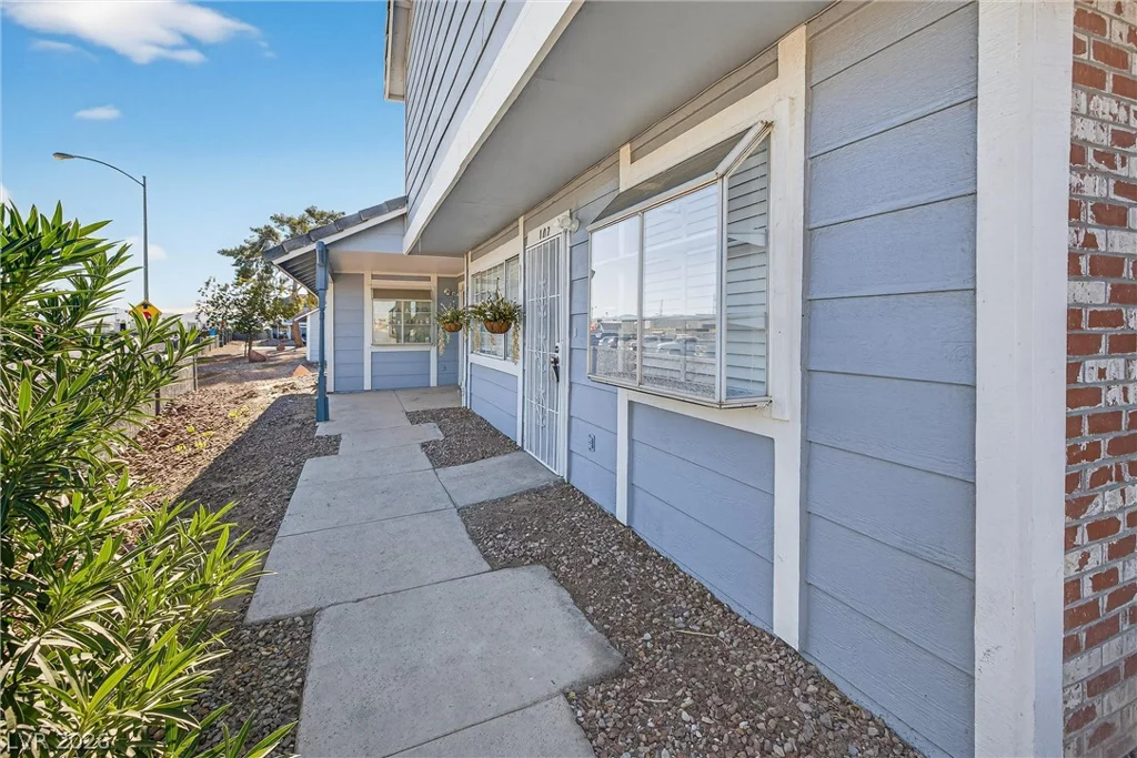 5330 Rod, Las Vegas, NV 89122
