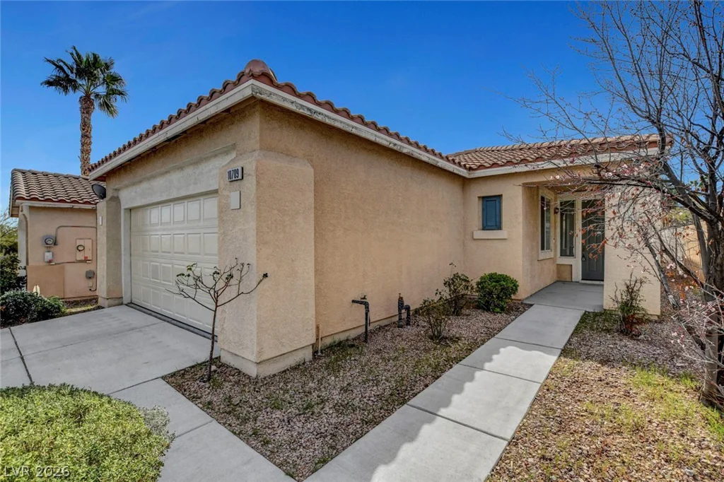 10709 Moon Flower Arbor, Las Vegas, NV 89144