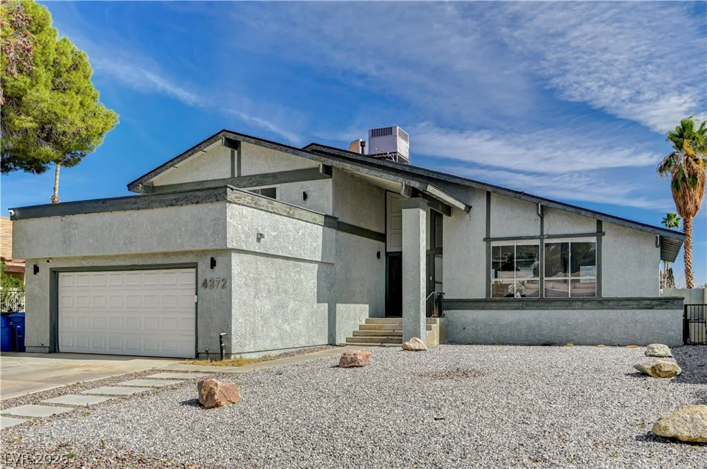 4372 Alderbrook, Las Vegas, NV 89103