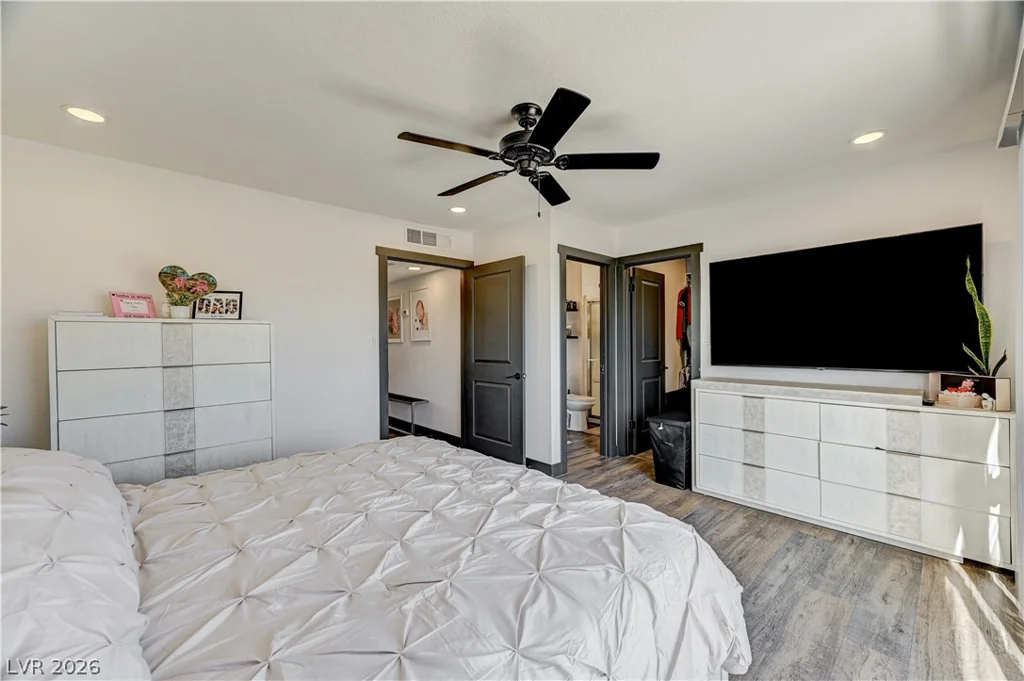 4372 Alderbrook, Las Vegas, NV 89103