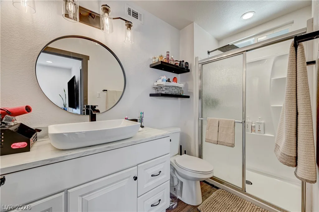 4372 Alderbrook, Las Vegas, NV 89103