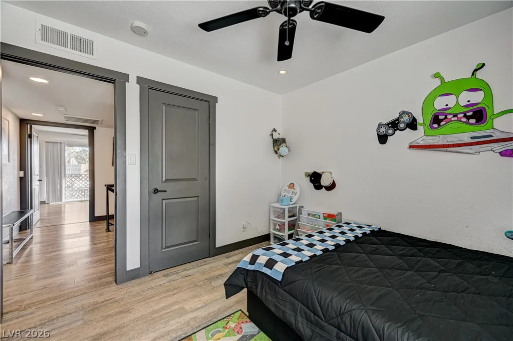 4372 Alderbrook, Las Vegas, NV 89103