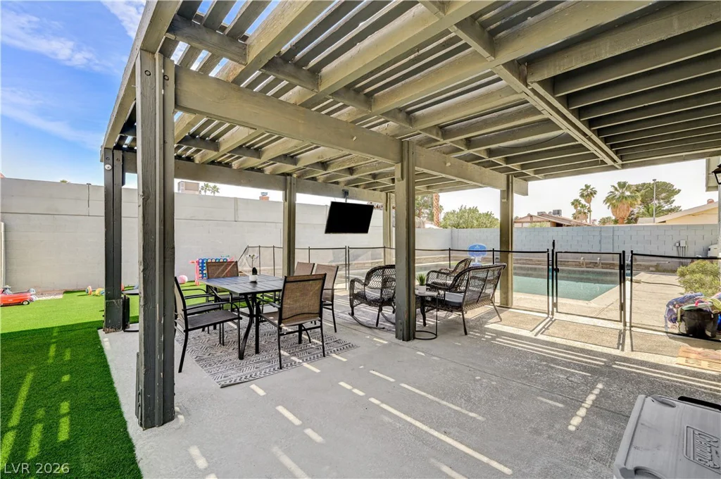 4372 Alderbrook, Las Vegas, NV 89103
