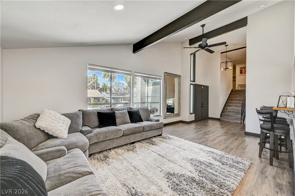 4372 Alderbrook, Las Vegas, NV 89103