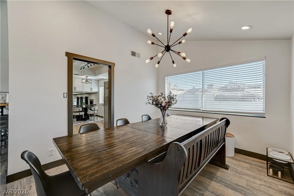 4372 Alderbrook, Las Vegas, NV 89103