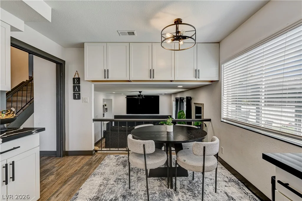 4372 Alderbrook, Las Vegas, NV 89103