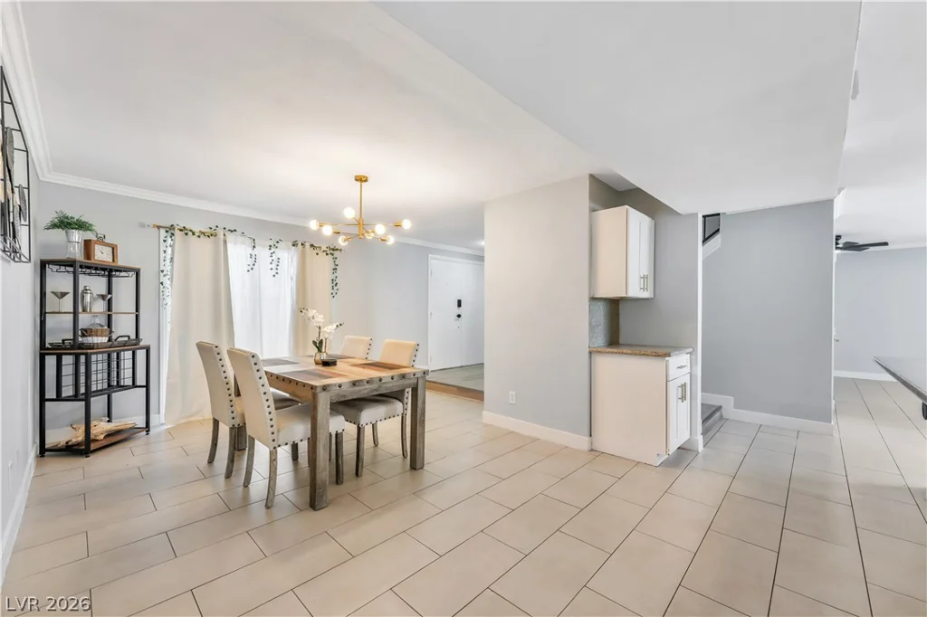 5242 Jane, Las Vegas, NV 89119
