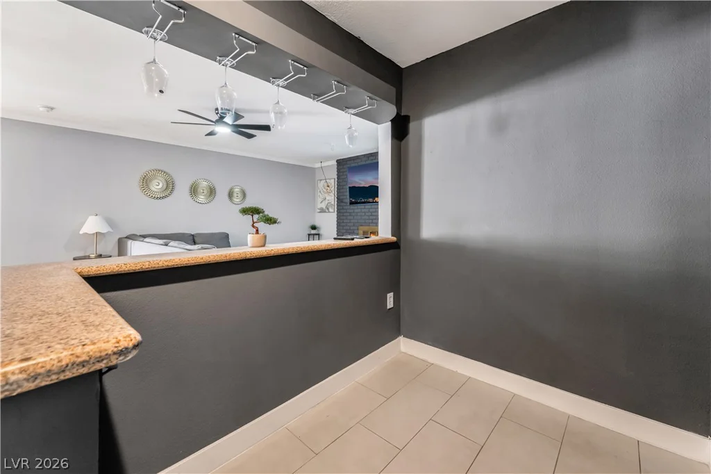 5242 Jane, Las Vegas, NV 89119