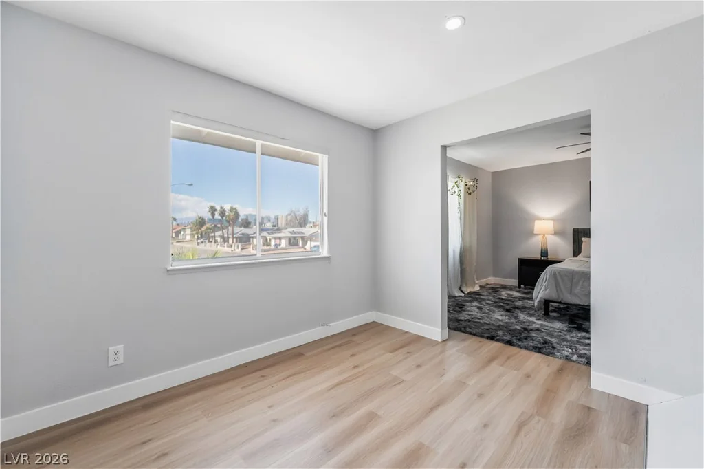 5242 Jane, Las Vegas, NV 89119