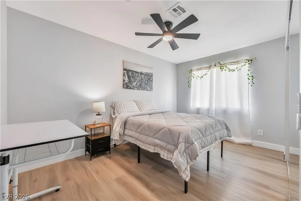 5242 Jane, Las Vegas, NV 89119