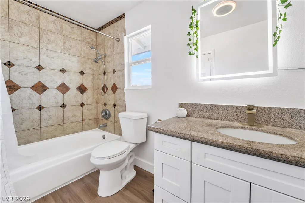 5242 Jane, Las Vegas, NV 89119