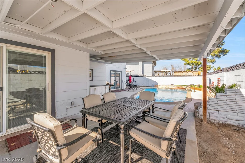 5242 Jane, Las Vegas, NV 89119