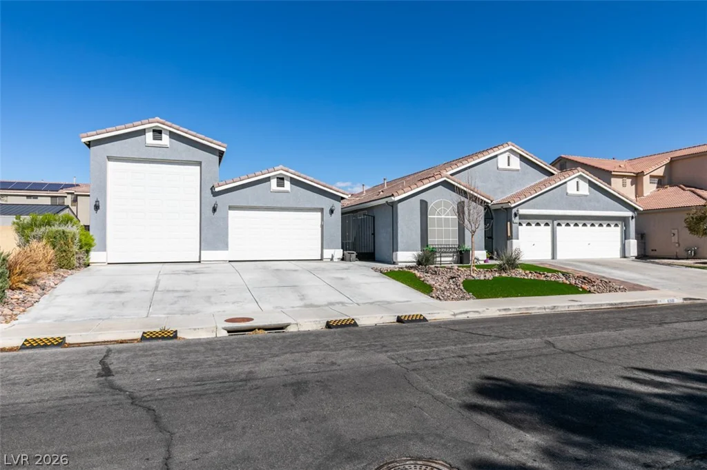 6310 Azure, Las Vegas, NV 89130