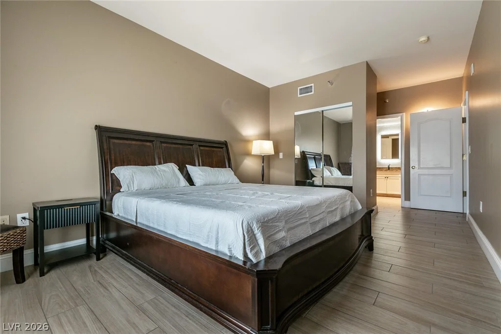30 Strada Di Villaggio, Henderson, NV 89011