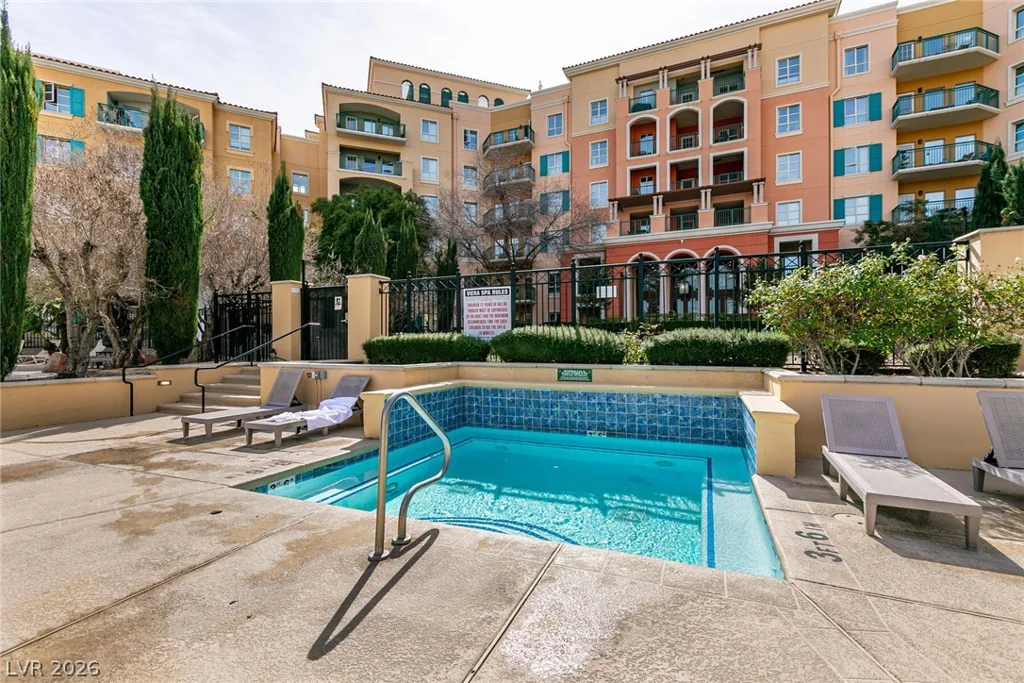 30 Strada Di Villaggio, Henderson, NV 89011