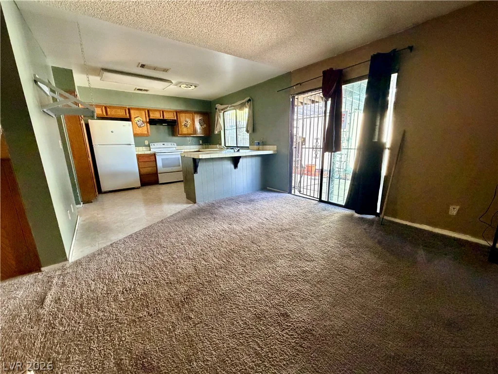 4563 Kenmare, Las Vegas, NV 89121