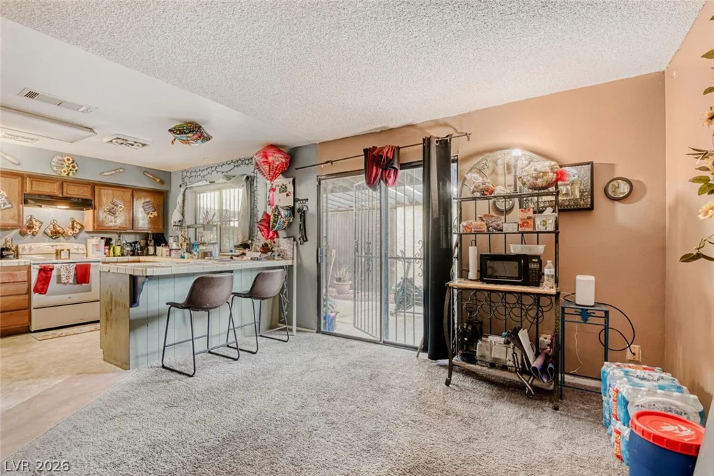 4563 Kenmare, Las Vegas, NV 89121