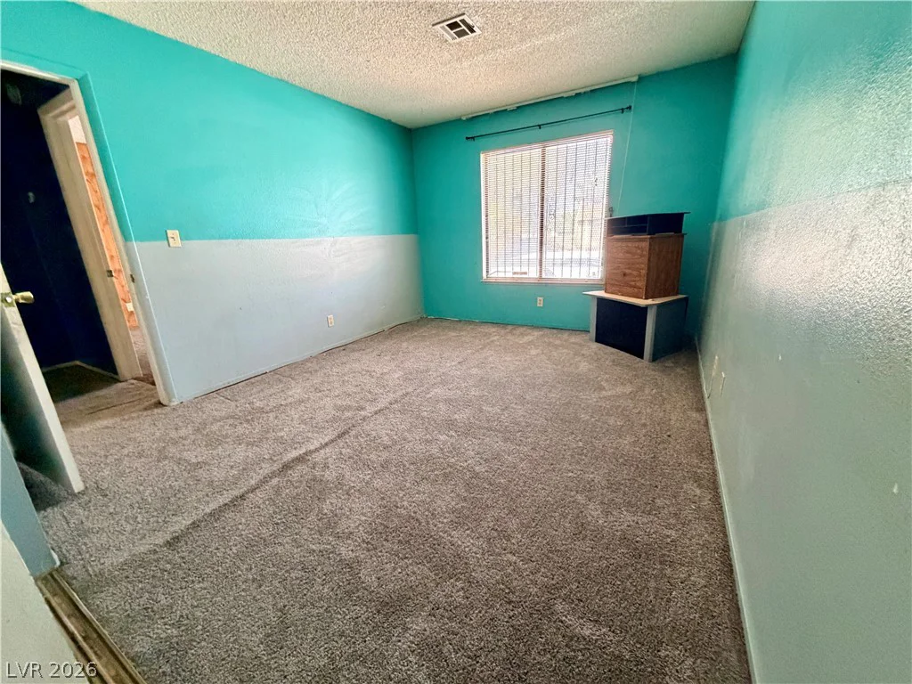 4563 Kenmare, Las Vegas, NV 89121