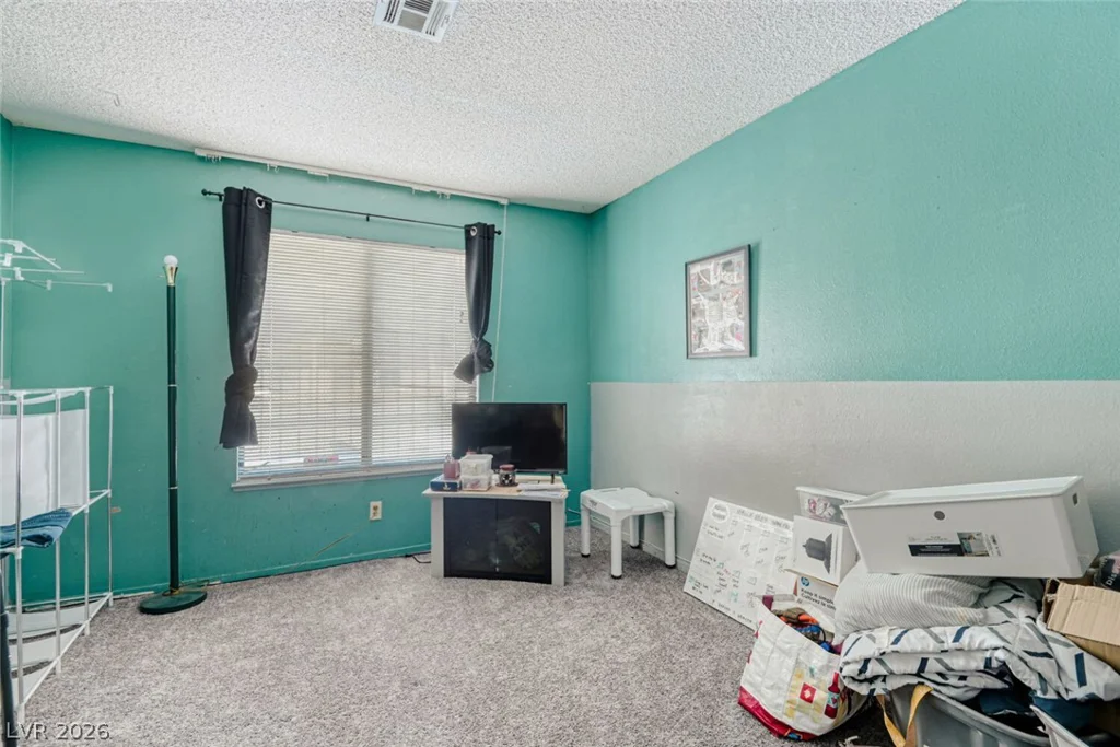 4563 Kenmare, Las Vegas, NV 89121