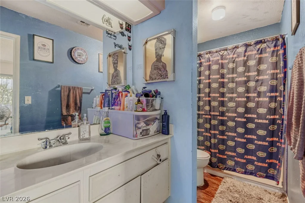 4563 Kenmare, Las Vegas, NV 89121