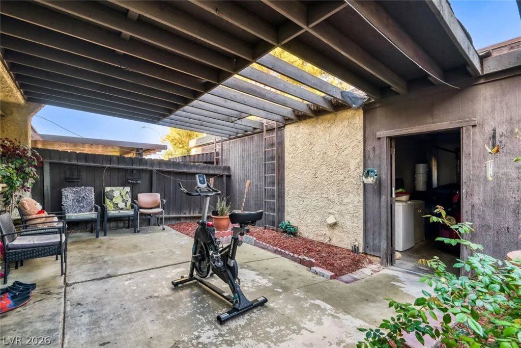 4563 Kenmare, Las Vegas, NV 89121