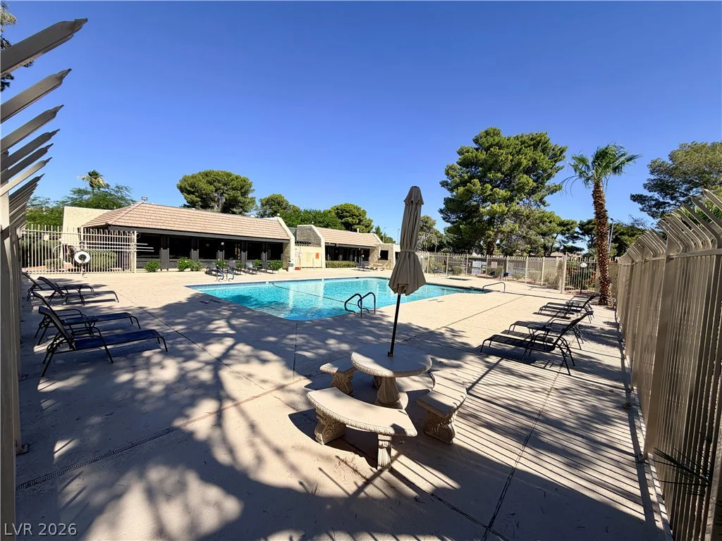 4563 Kenmare, Las Vegas, NV 89121
