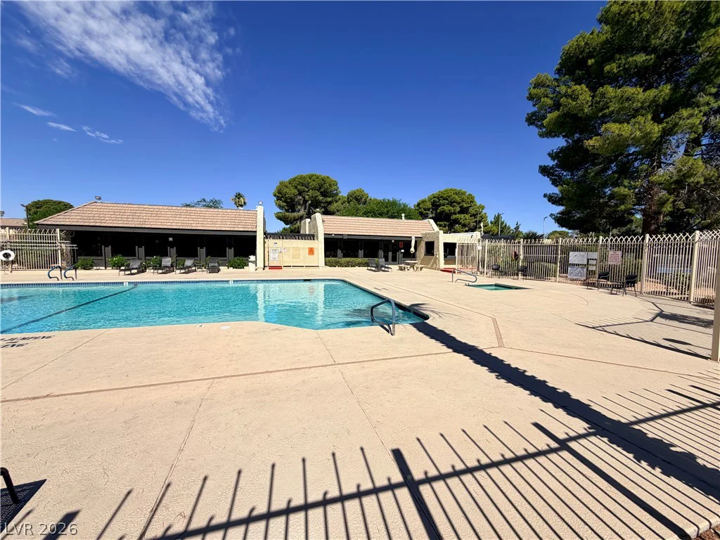 4563 Kenmare, Las Vegas, NV 89121