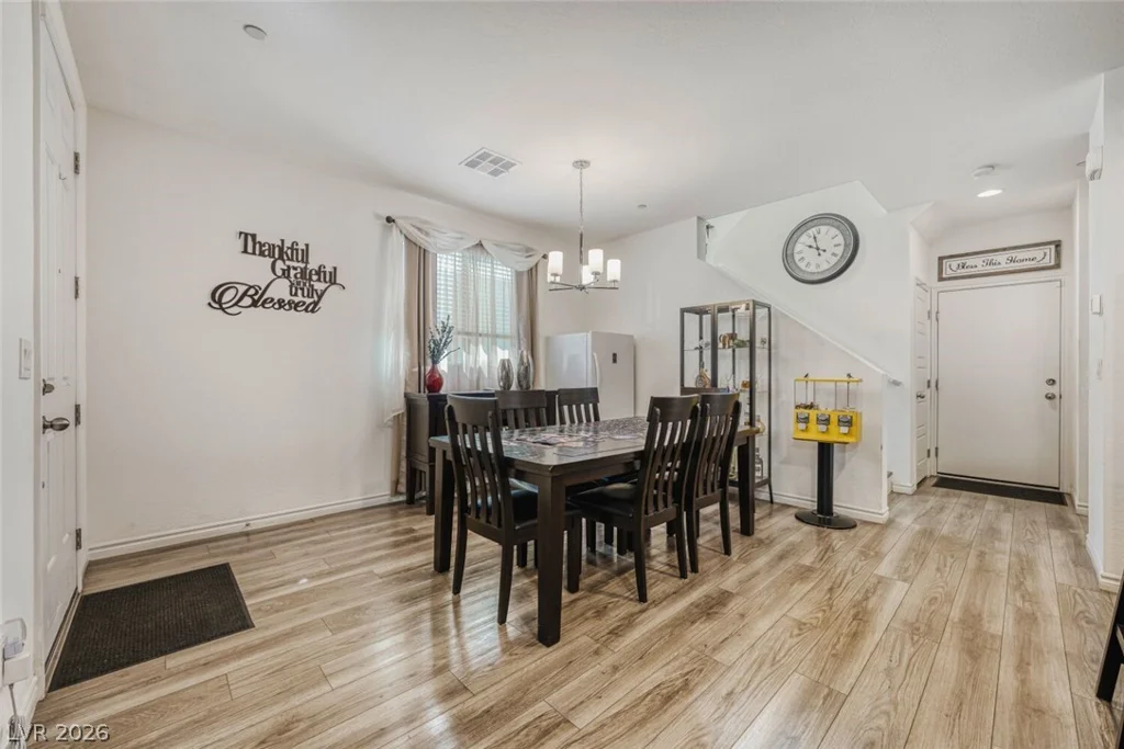 828 Grand Country, North Las Vegas, NV 89086