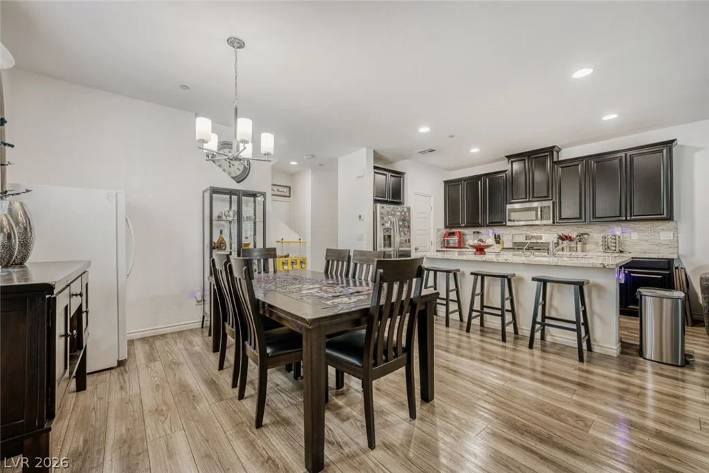 828 Grand Country, North Las Vegas, NV 89086