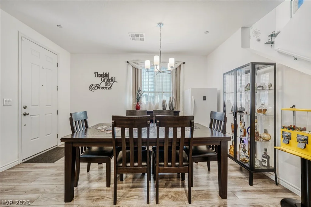 828 Grand Country, North Las Vegas, NV 89086