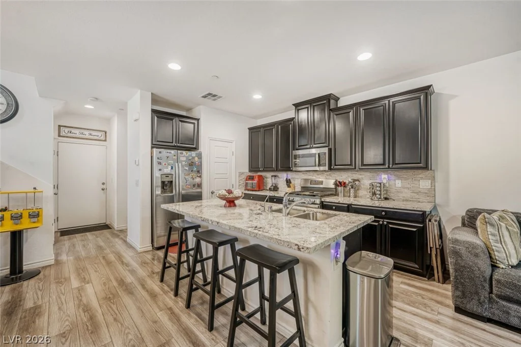 828 Grand Country, North Las Vegas, NV 89086