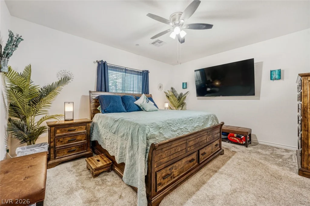 828 Grand Country, North Las Vegas, NV 89086