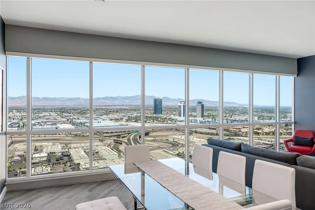 4575 Dean Martin, Las Vegas, NV 89103