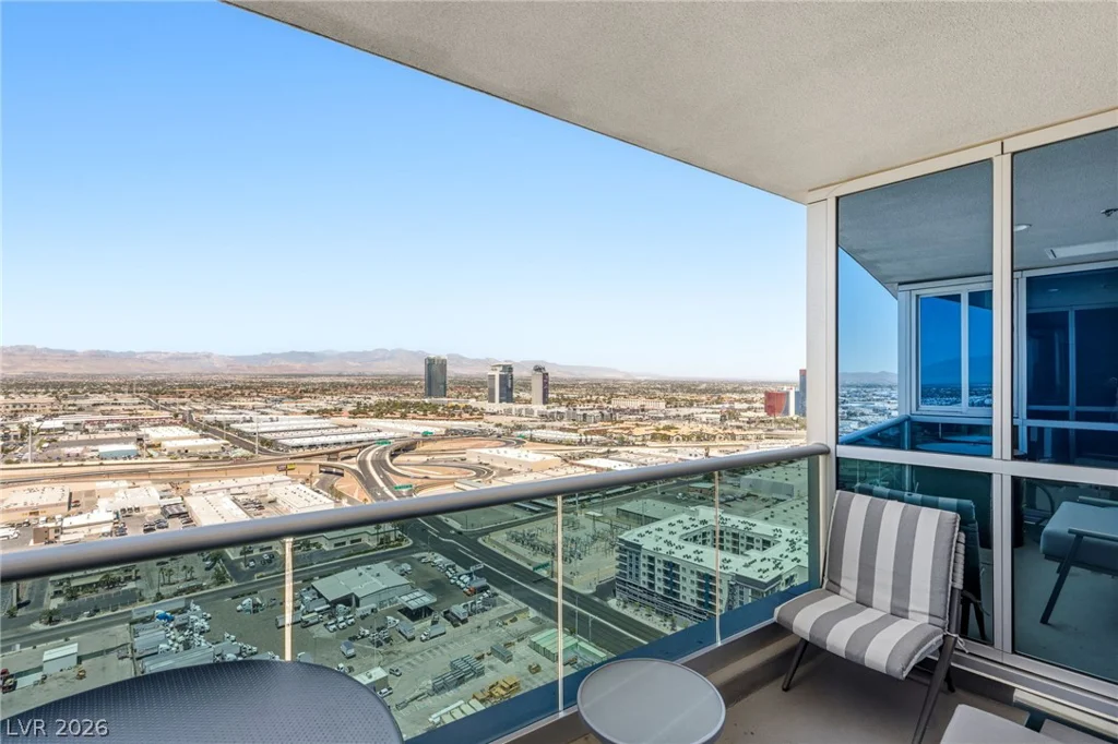 4575 Dean Martin, Las Vegas, NV 89103