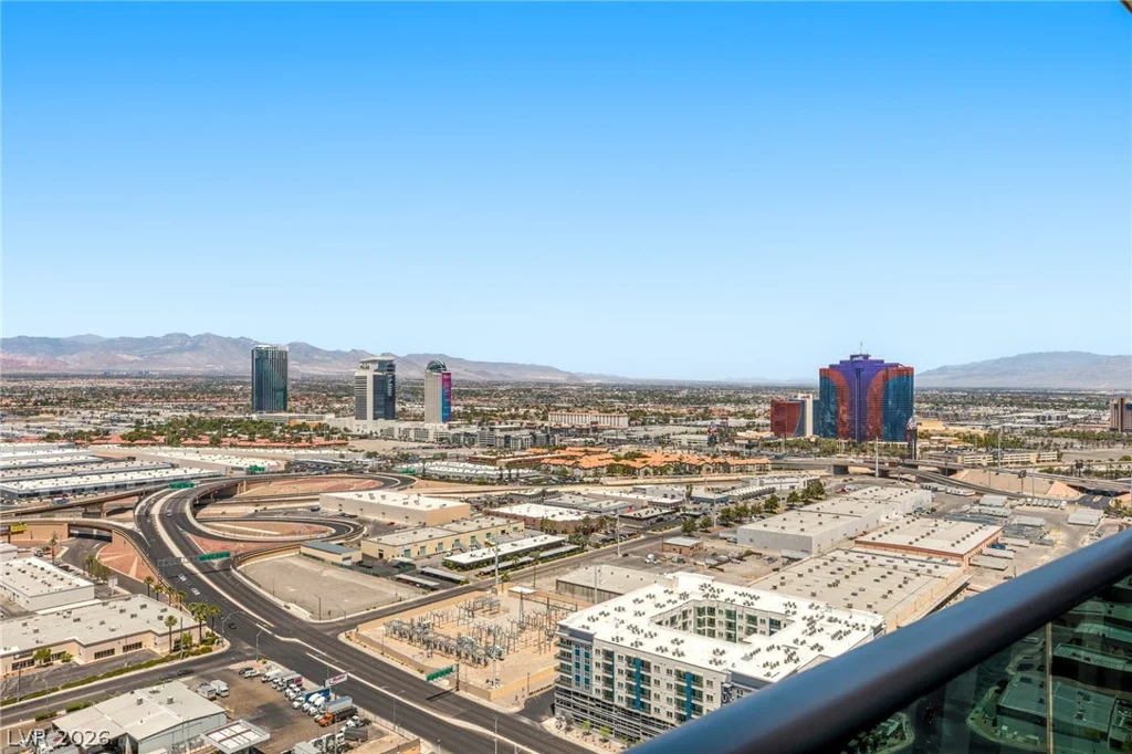 4575 Dean Martin, Las Vegas, NV 89103