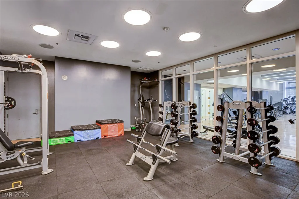 4575 Dean Martin, Las Vegas, NV 89103