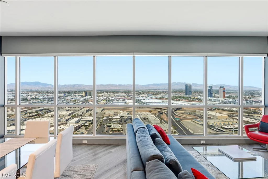 4575 Dean Martin, Las Vegas, NV 89103
