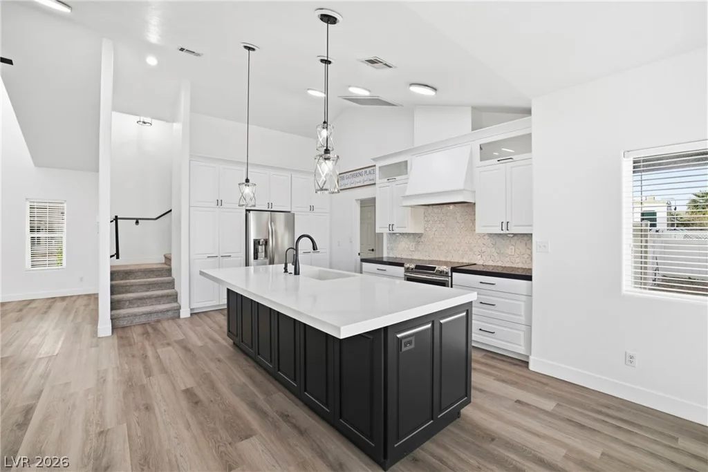 1352 Lake Valley, Logandale, NV 89021