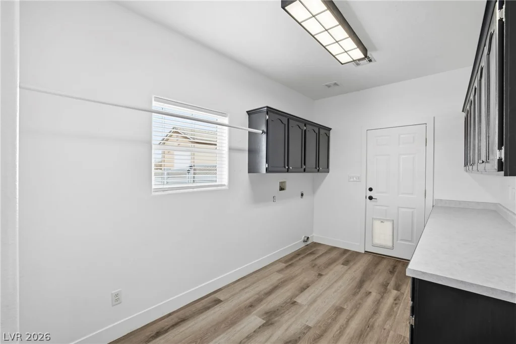 1352 Lake Valley, Logandale, NV 89021