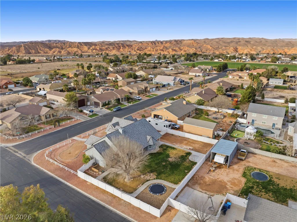 1352 Lake Valley, Logandale, NV 89021
