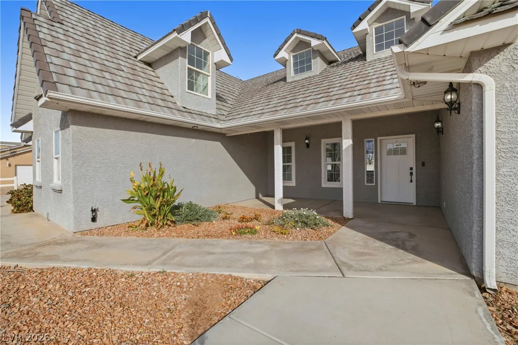 1352 Lake Valley, Logandale, NV 89021