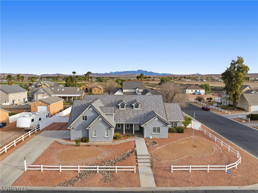 1352 Lake Valley, Logandale, NV 89021
