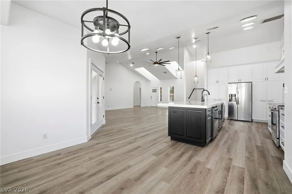 1352 Lake Valley, Logandale, NV 89021