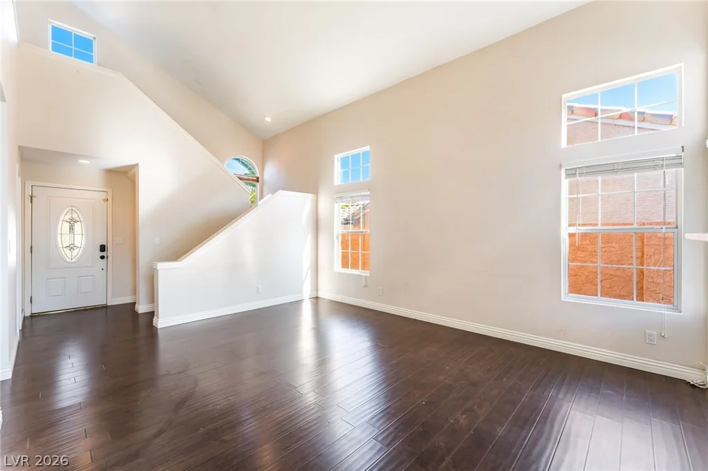 7641 Sea Cliff, Las Vegas, NV 89128