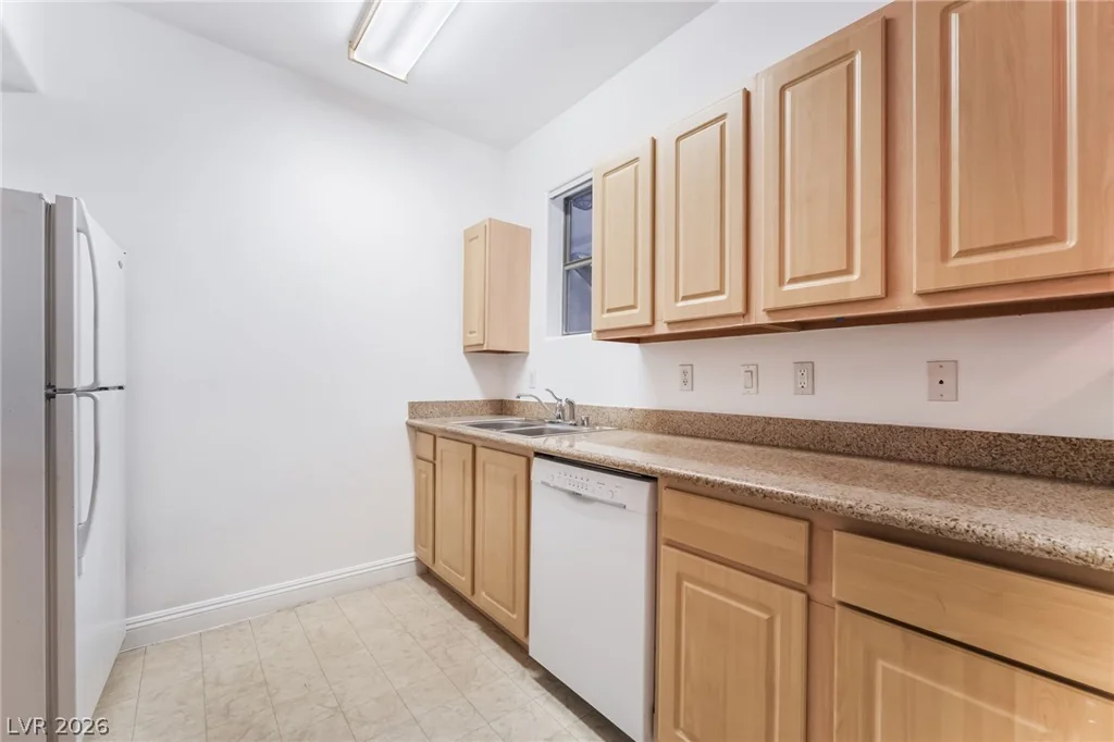8000 Badura, Las Vegas, NV 89113