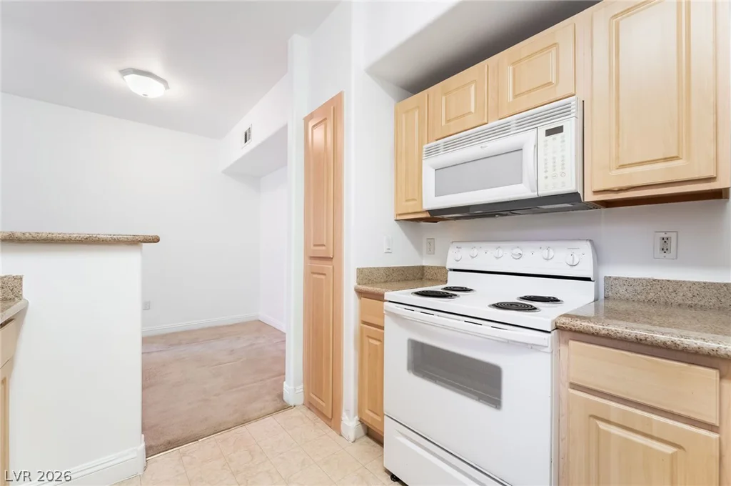 8000 Badura, Las Vegas, NV 89113