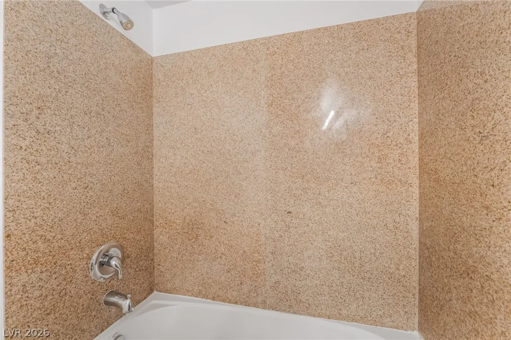 8000 Badura, Las Vegas, NV 89113