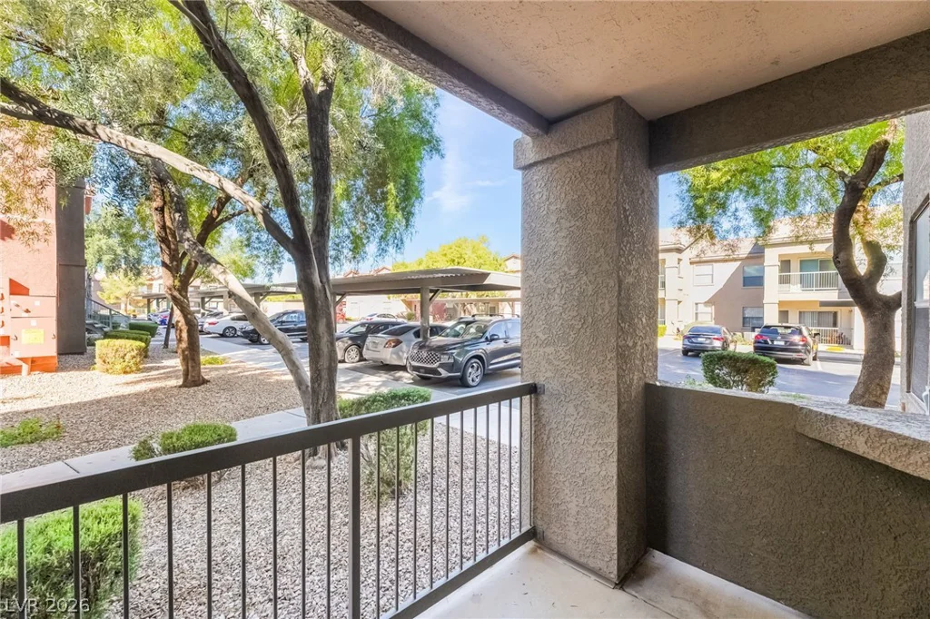 8000 Badura, Las Vegas, NV 89113
